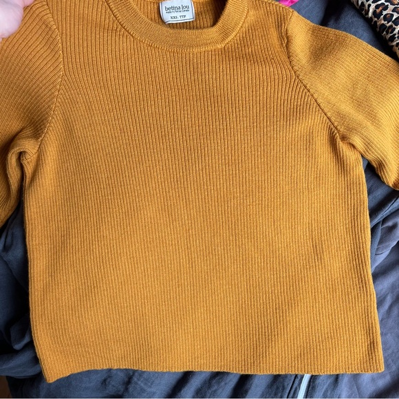 Betina Lou Mustard Yellow Fine Italian Wool Cropped Sweater Size XS - Picture 9 of 12